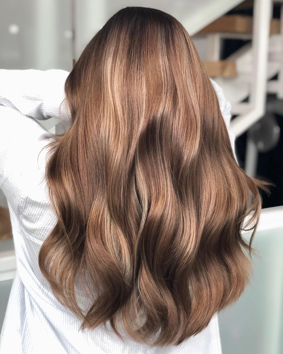sandy brown hair with blonde highlights