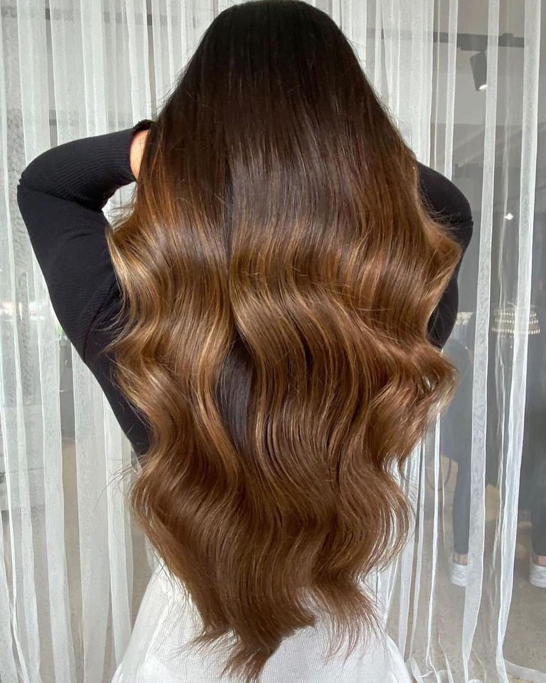 chestnut hair with honey brown highlights