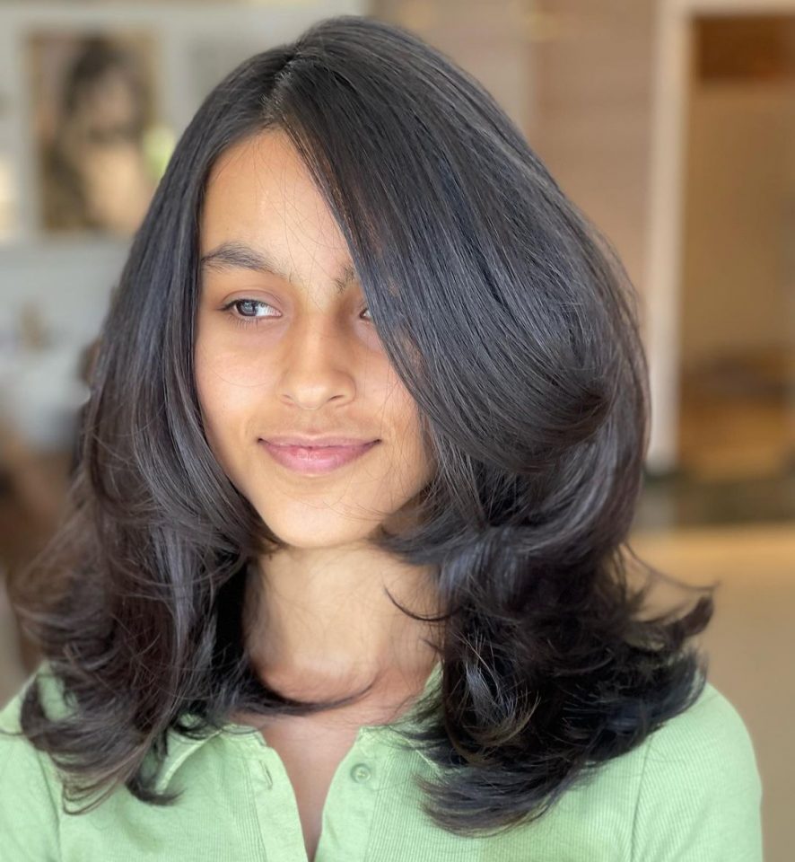 50 Lovely Hairstyles For Medium-Length Hair To Try In 2024