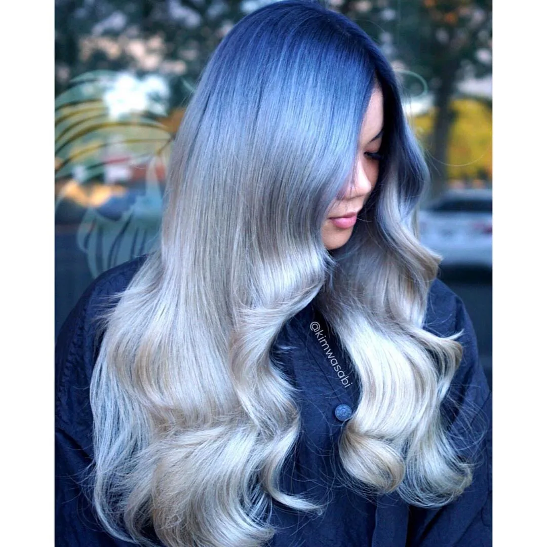 blue metalic hair