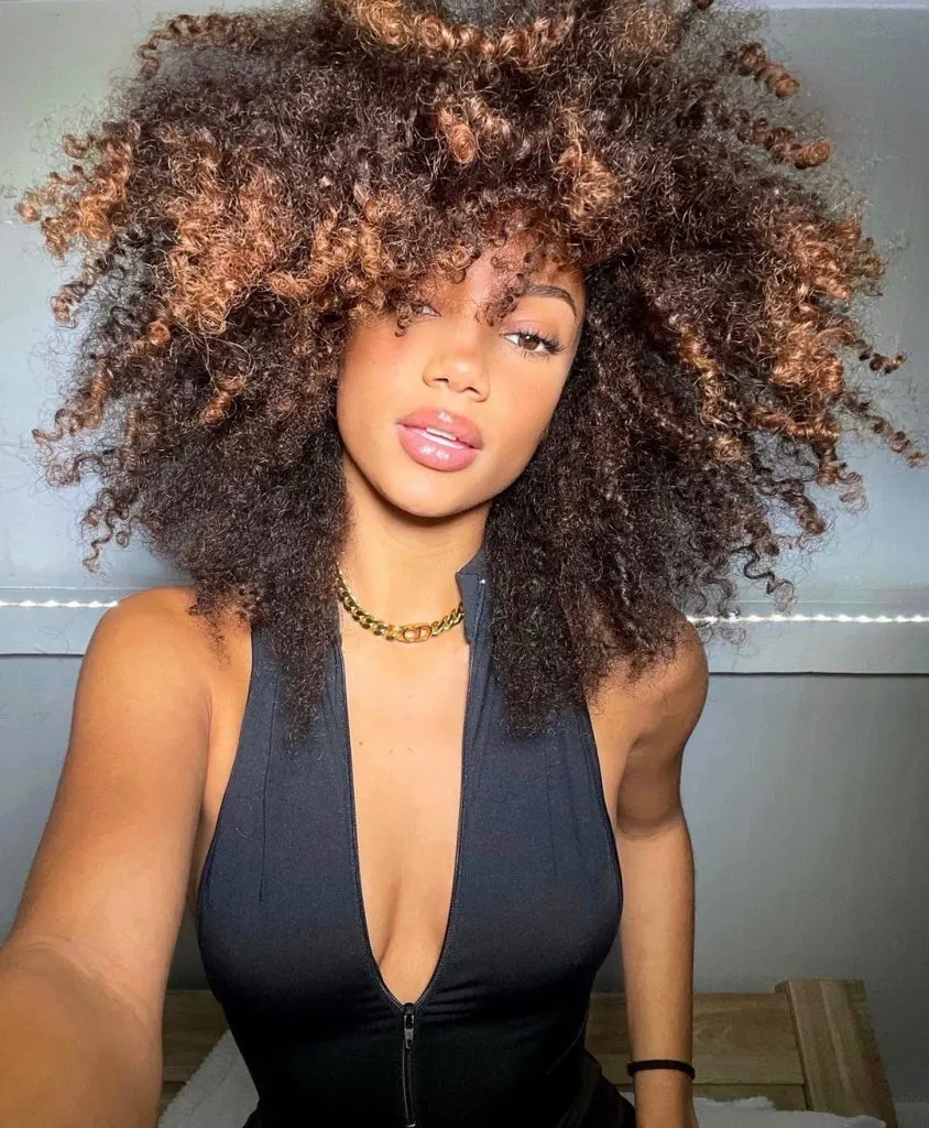 35 Baddie Curly Hairstyles For The Baddest Gals Of 2024