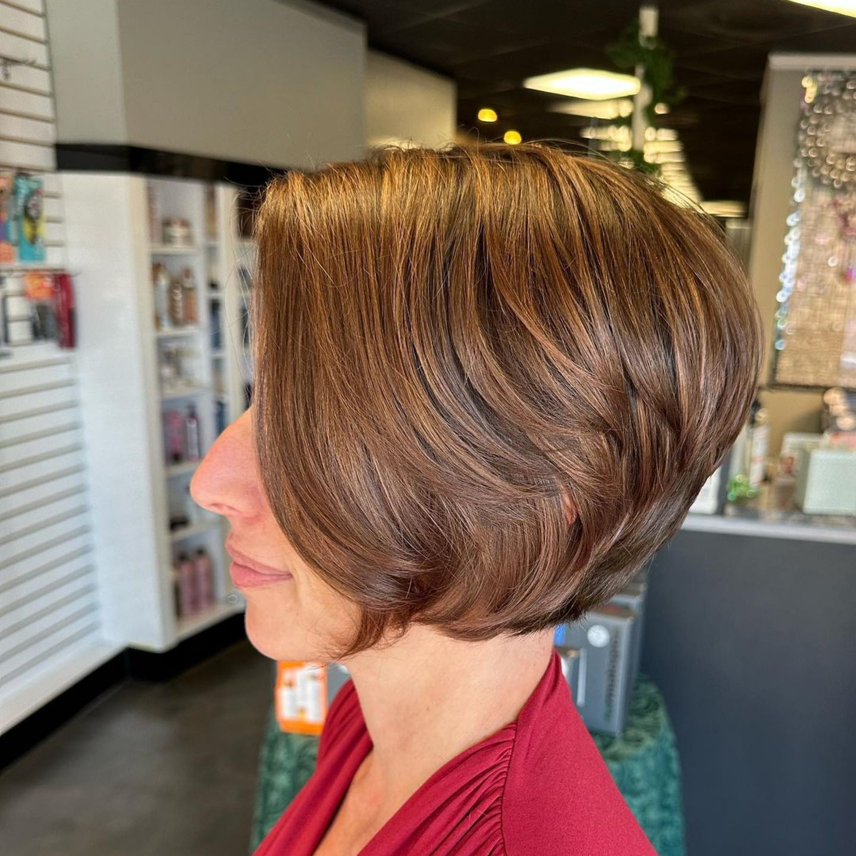 reverse bob haircut with layers