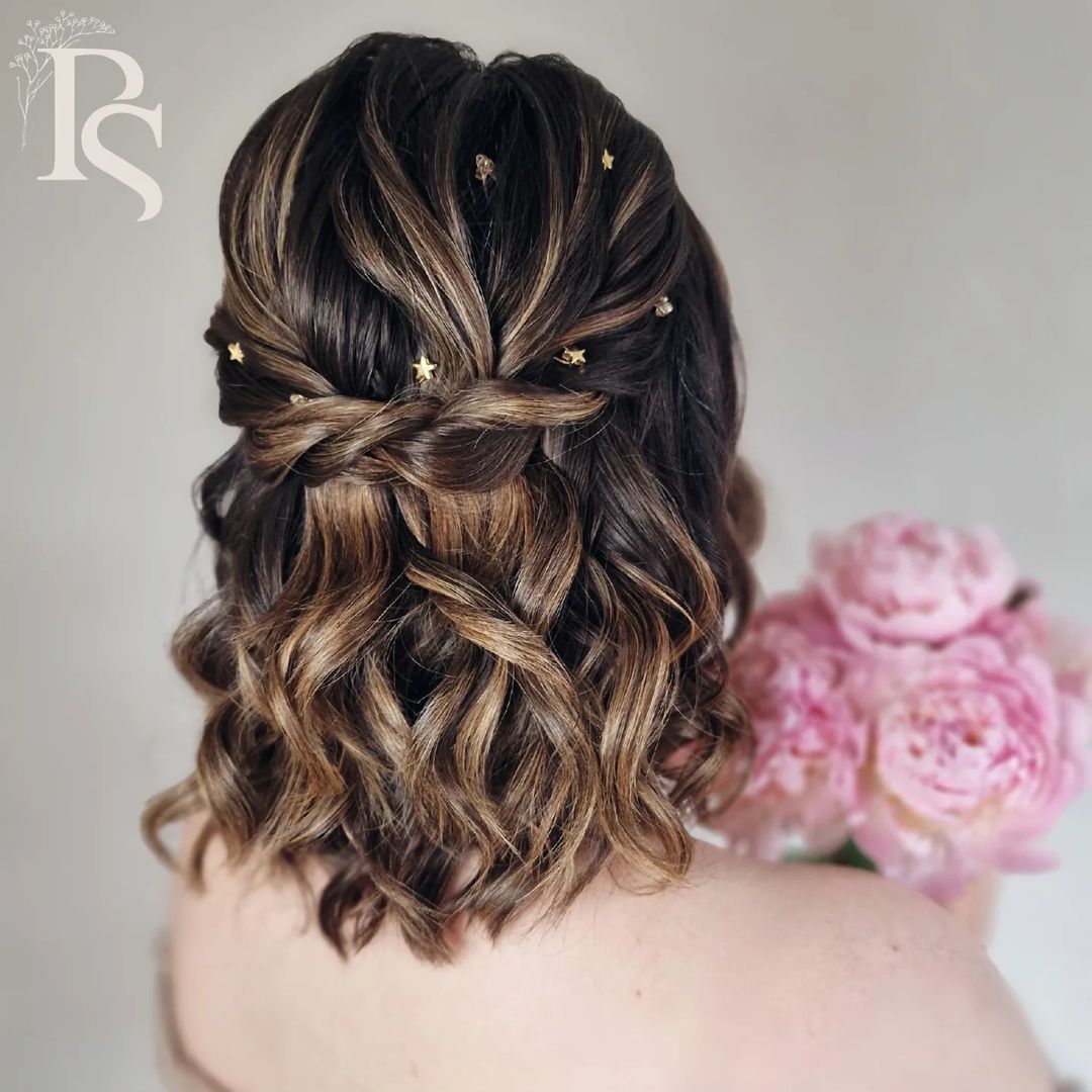 Cute Prom Hairstyle
