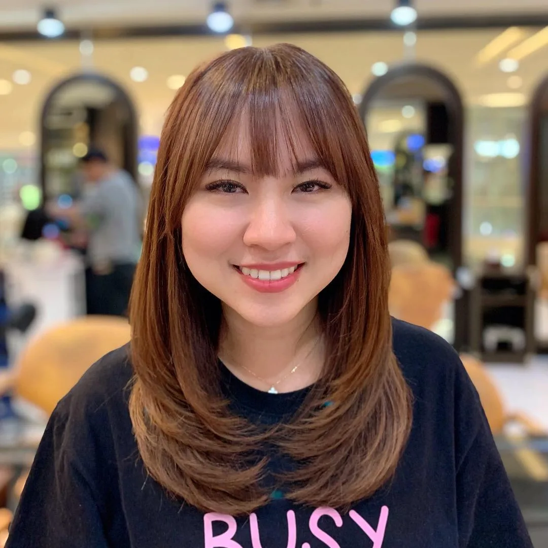 Oval Low Layers And Korean Bangs 