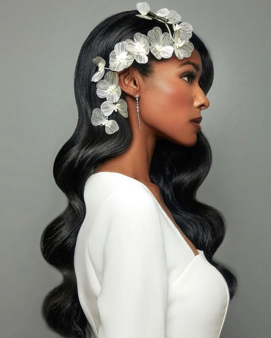 20 Chic & Sleek Wedding Hairstyles For Long Hair To Rule In 2024