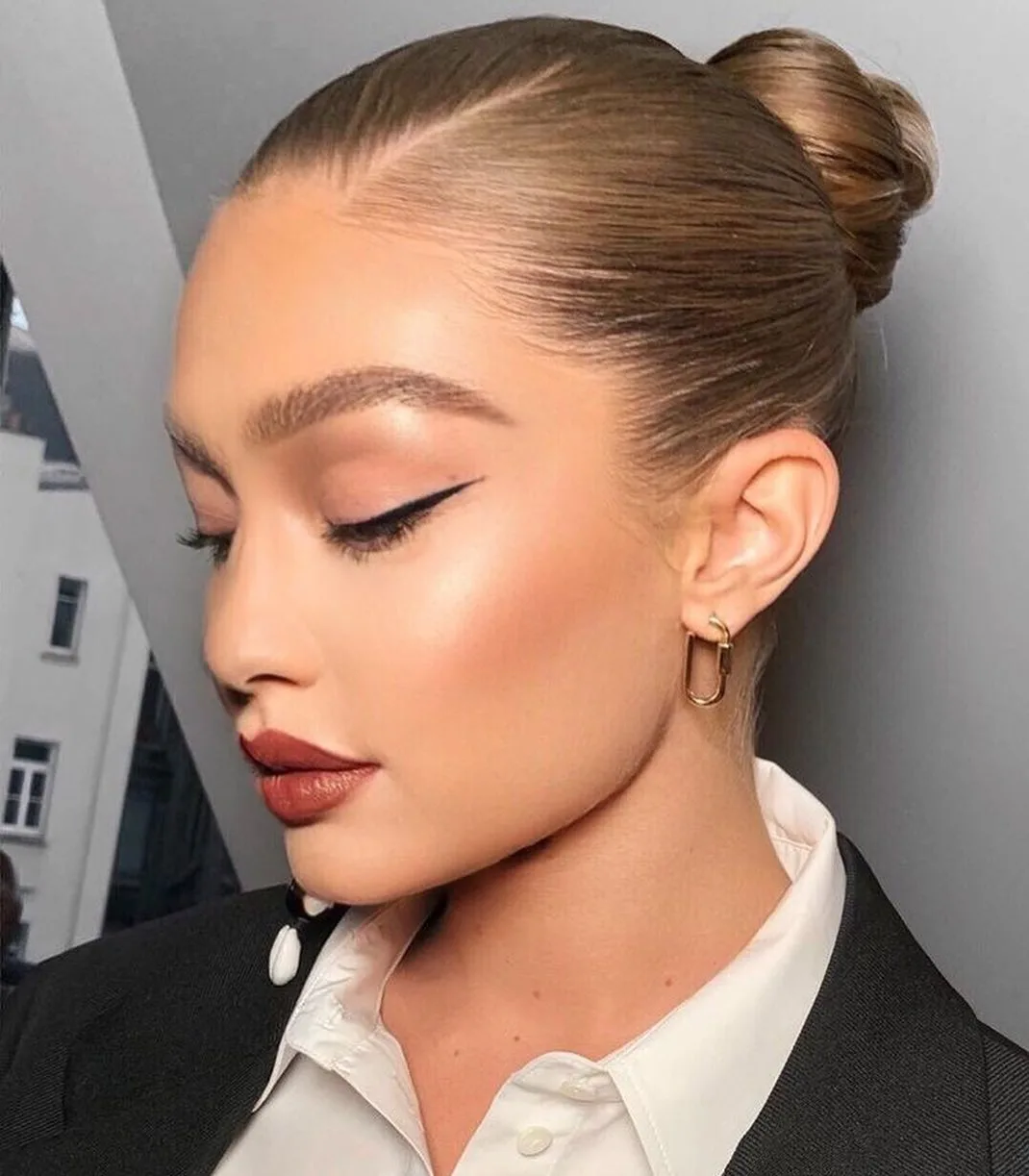 chignon classique et lisse