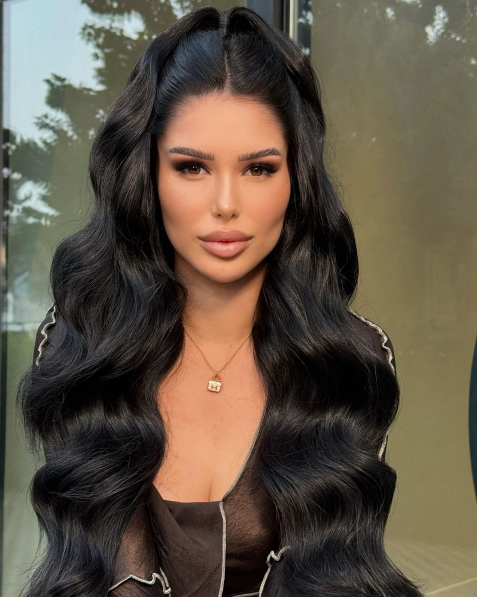 You Don't Want To Miss Out On These 25 Timeless Long Black Hair Ideas