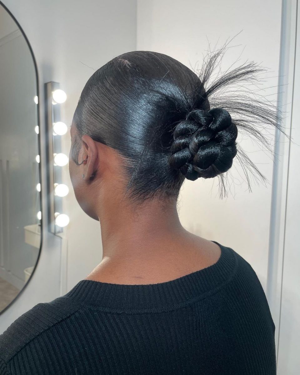 25 Black Hair Bun Styles That Are Too Pretty To Pass