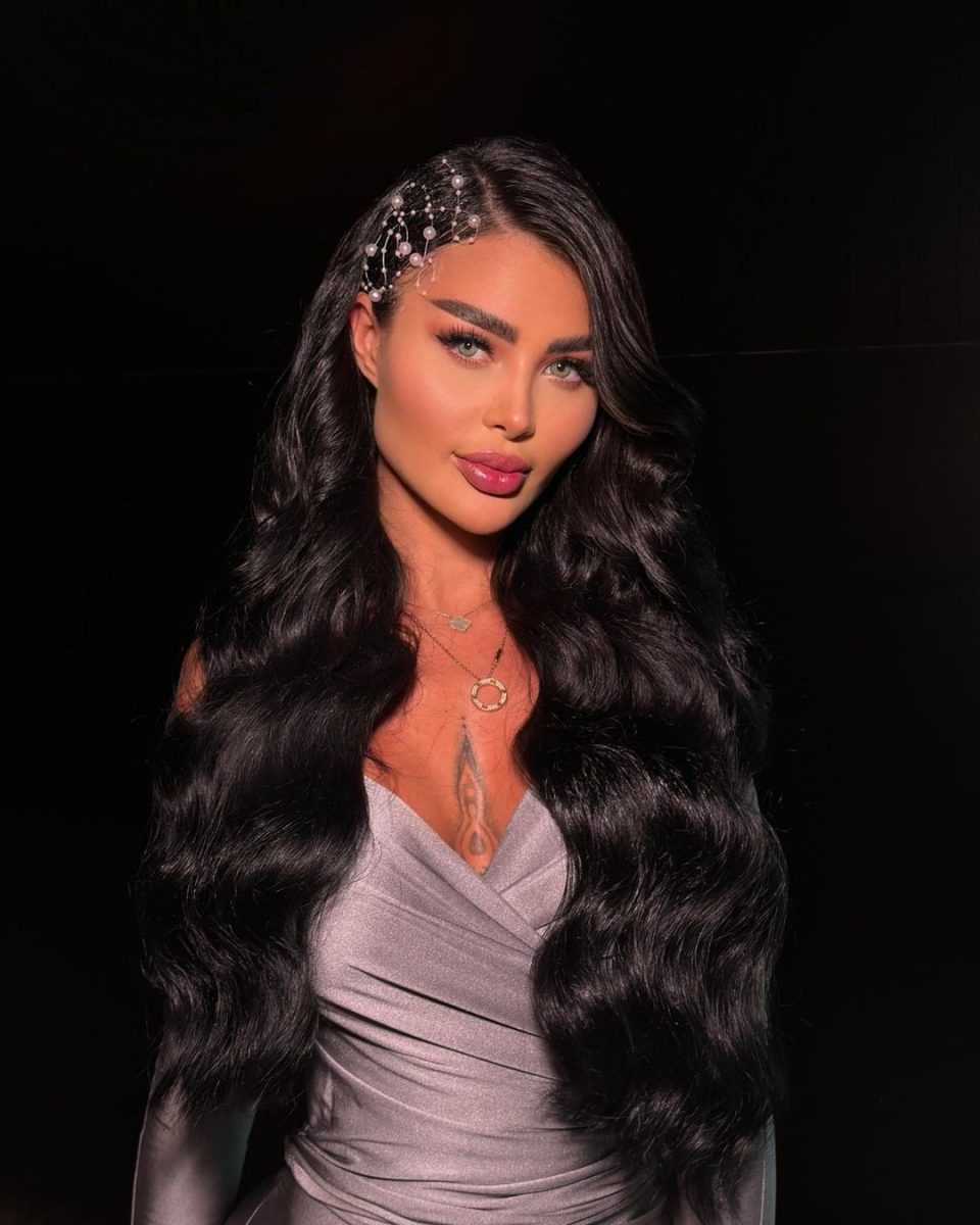 You Don't Want To Miss Out On These 25 Timeless Long Black Hair Ideas