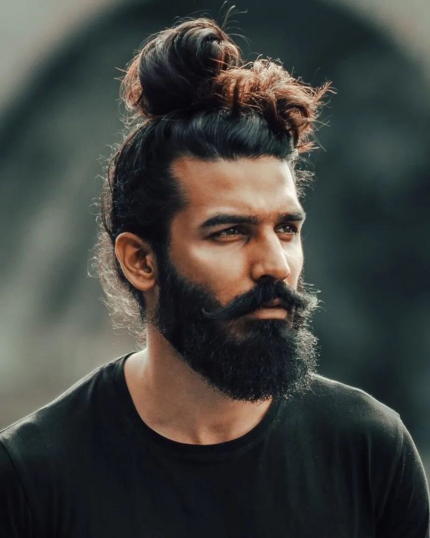 22 Long Hairstyles For Men Guaranteed To Turn Heads