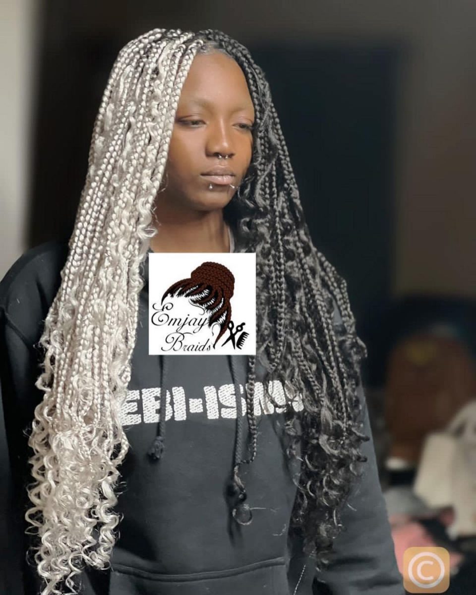 The Chicest Black And White Hair Styles To Make You Out Stand Out This