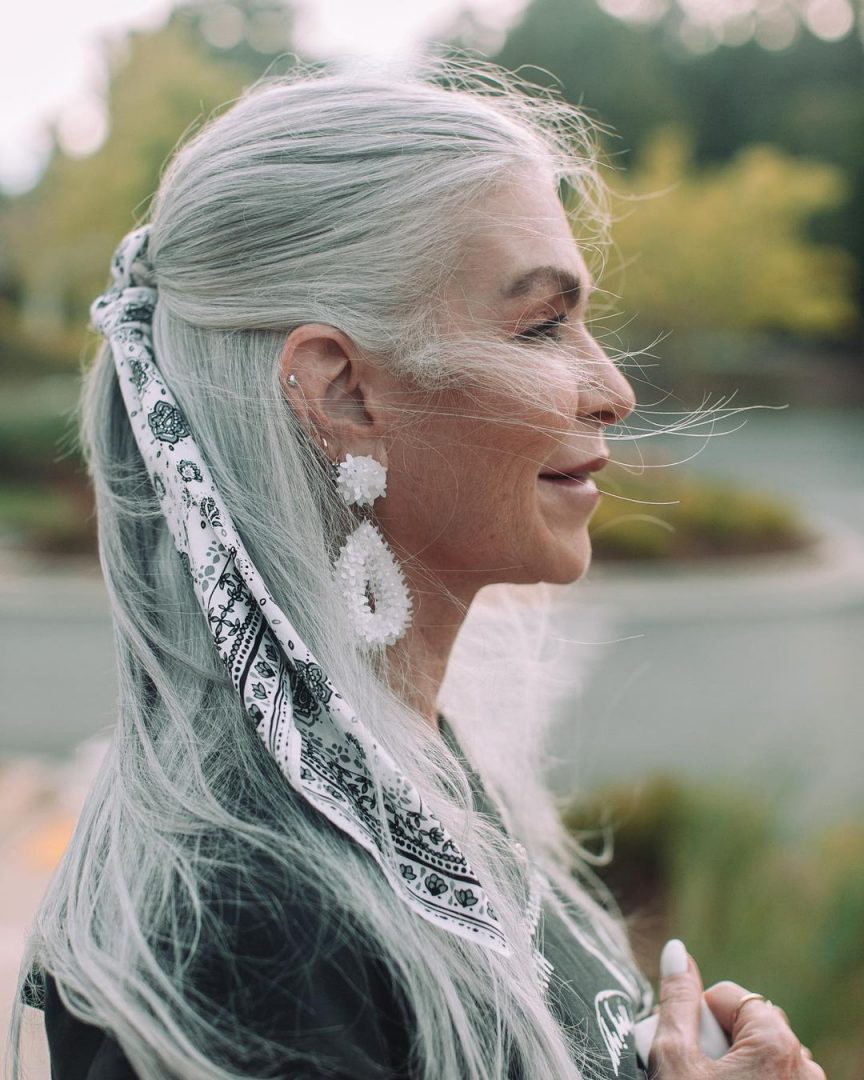 50 Timelessly Charming Long Hairstyles For Women Over 50