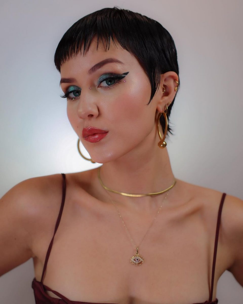 these-25-wet-hairstyles-will-make-you-ditch-your-heat-styling-tools