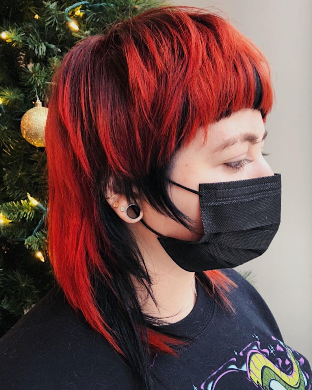 funky red and black short cut