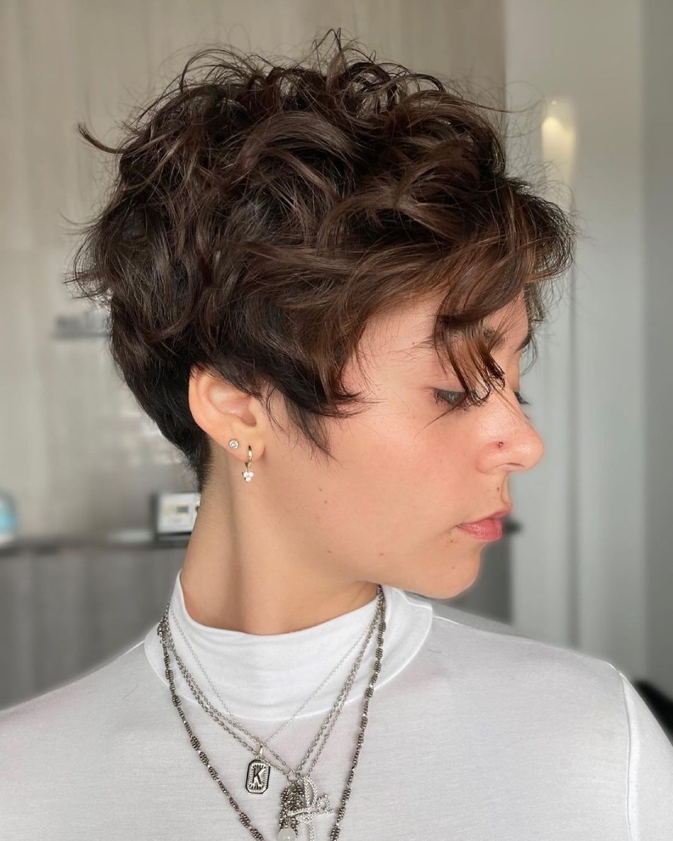 Bring Out Your Edgy Side With These 22 Wavy Pixie Cut Hairstyles