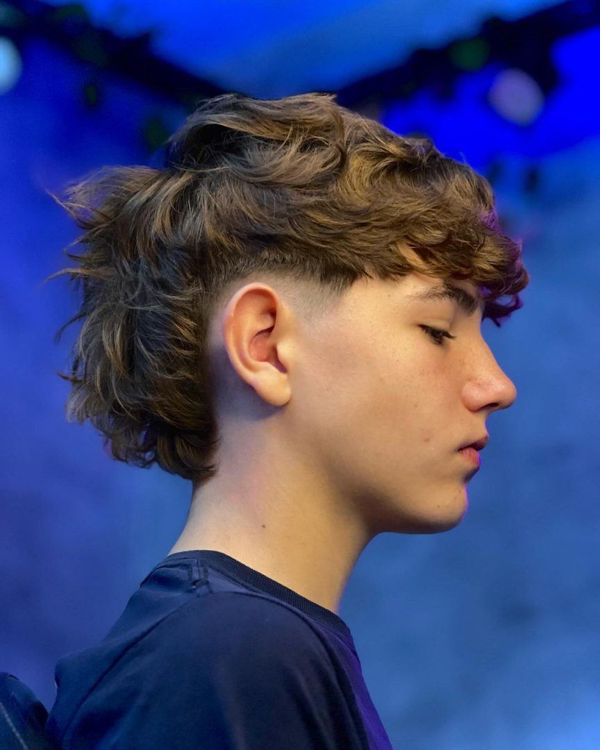 22-most-flattering-hairstyles-for-men-with-wavy-hair