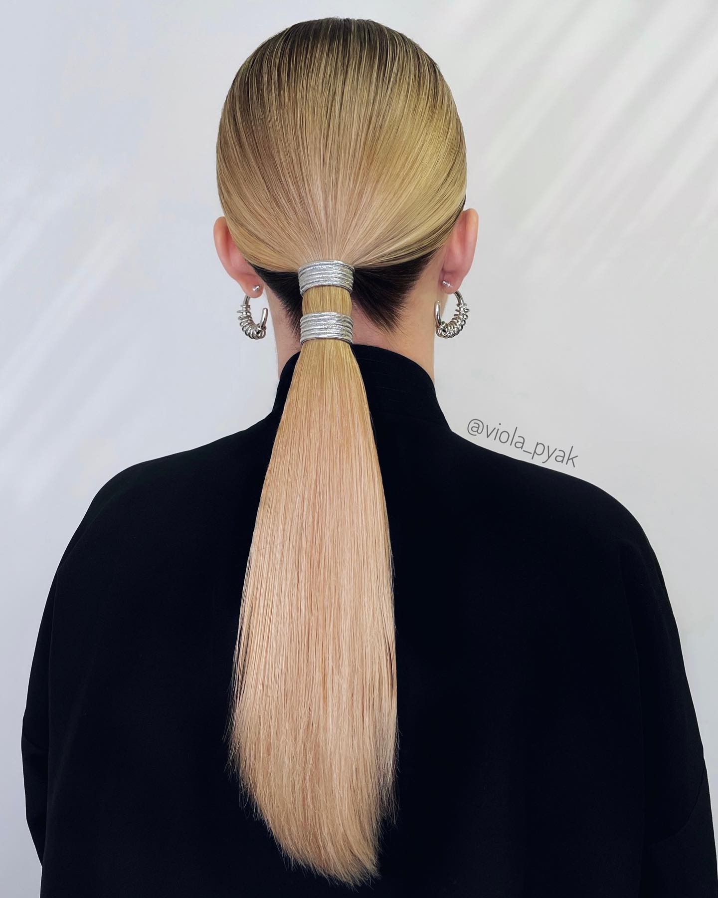 wrap-around ponytail