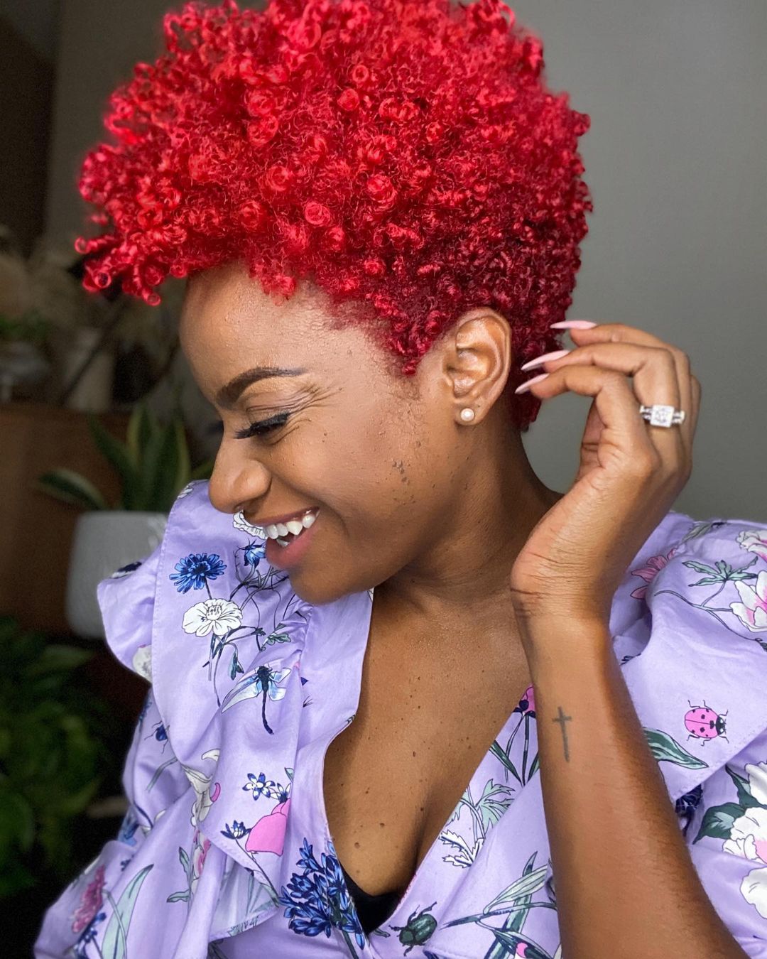 cheveux rouges afro-américains