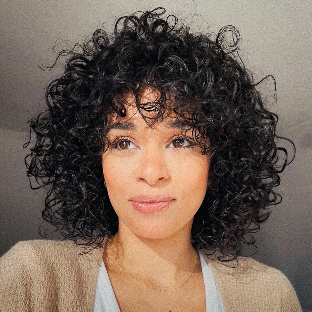 short layered hairstyle for curly hair