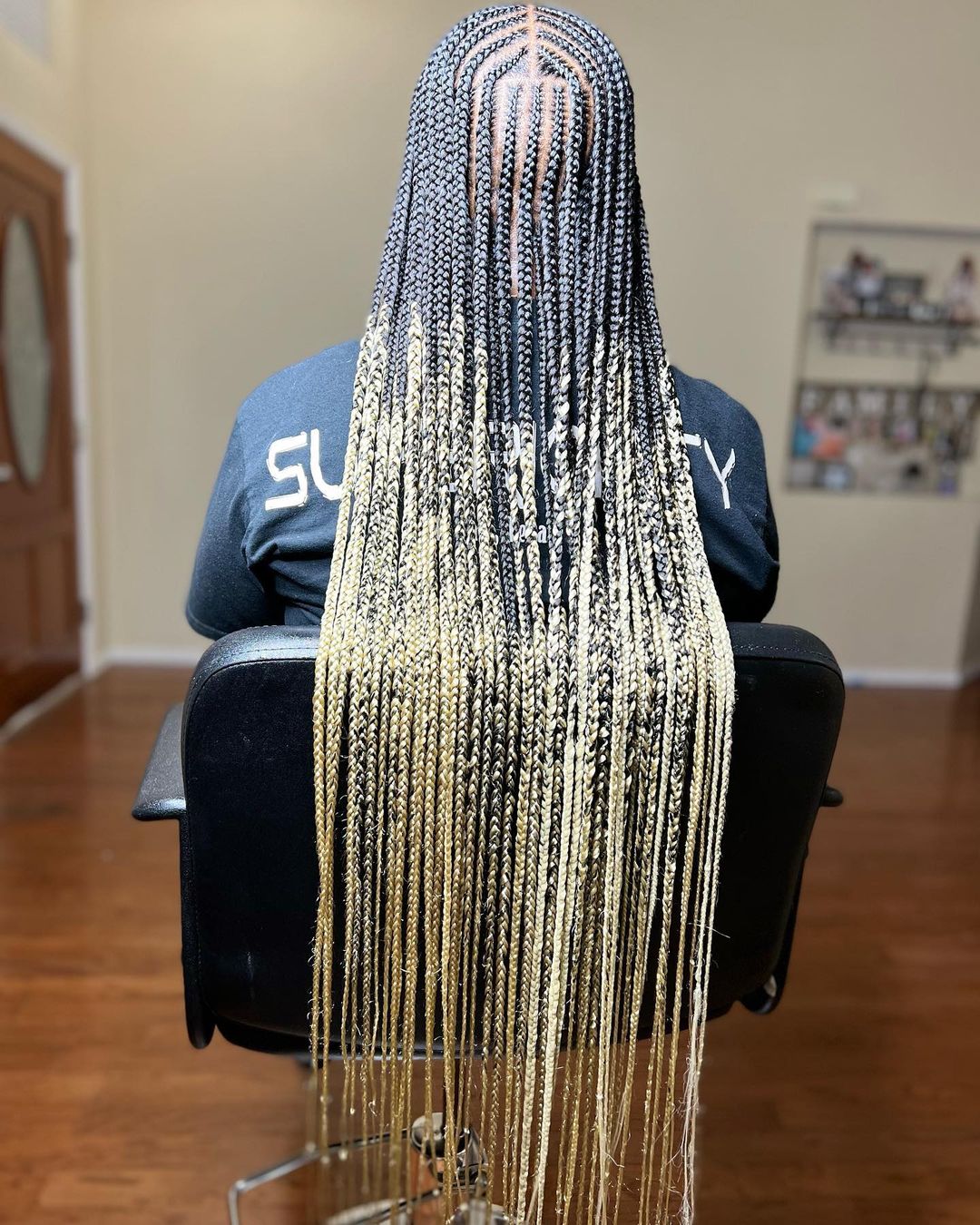 ultra long layered knotless braids
