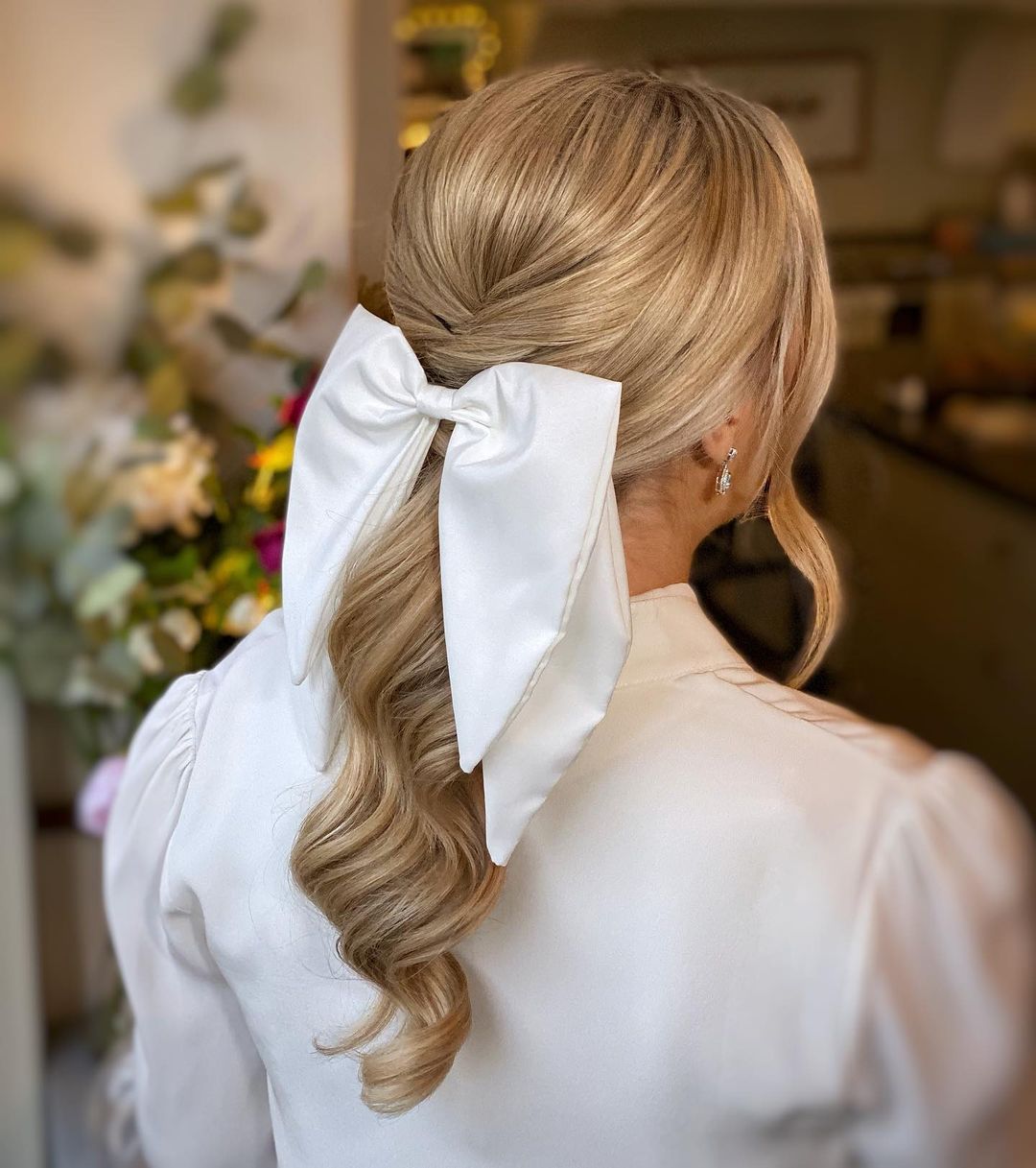ponytail with a bow