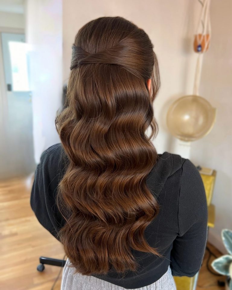 20 Timeless Hollywood Waves Styles To Shine On Every Occasion 20 Timeless Hollywood Waves Styles To Shine On Every Occasion
