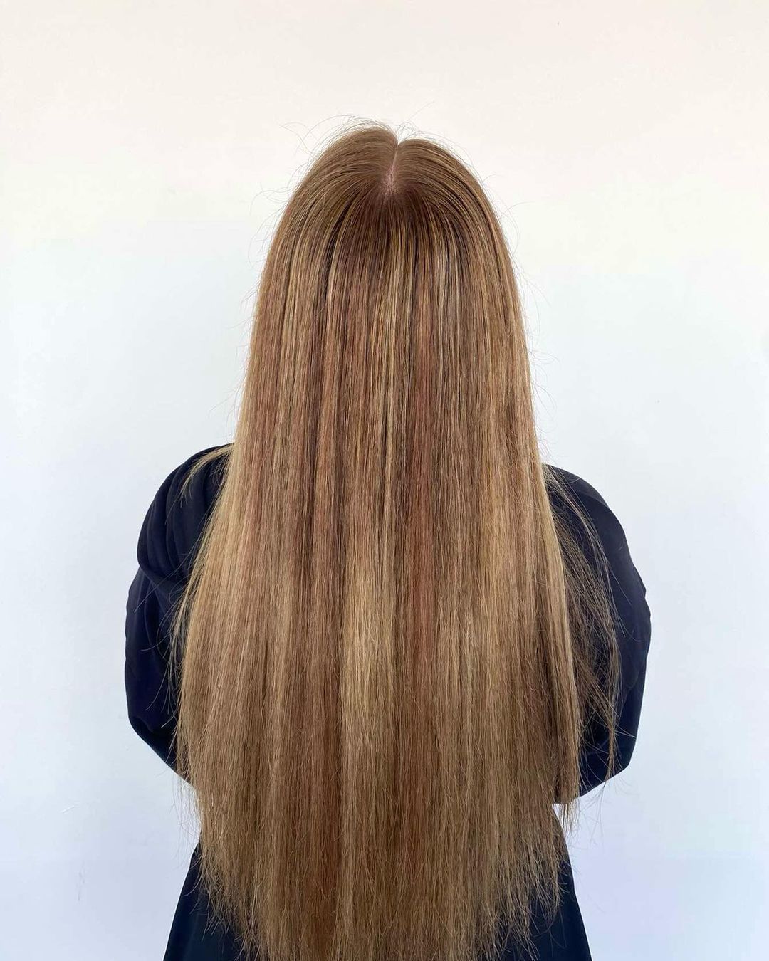 long blonde straight hair with strawberry blonde lowlights