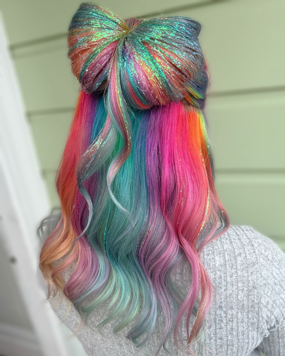 fiocco per capelli arcobaleno e brillantini