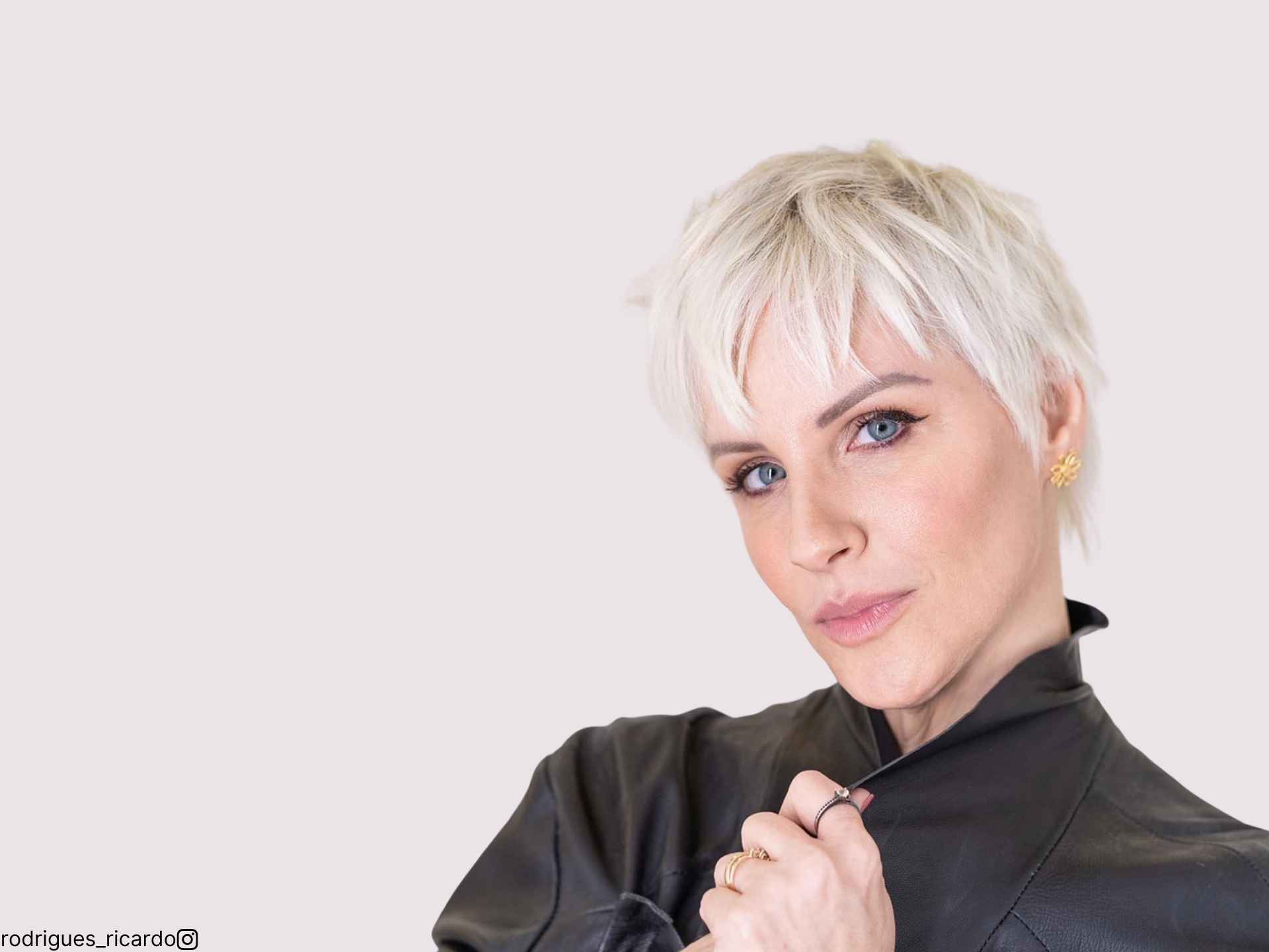 22 Youthful Hairstyles For Women Over 50 Ready For A Fresh Look