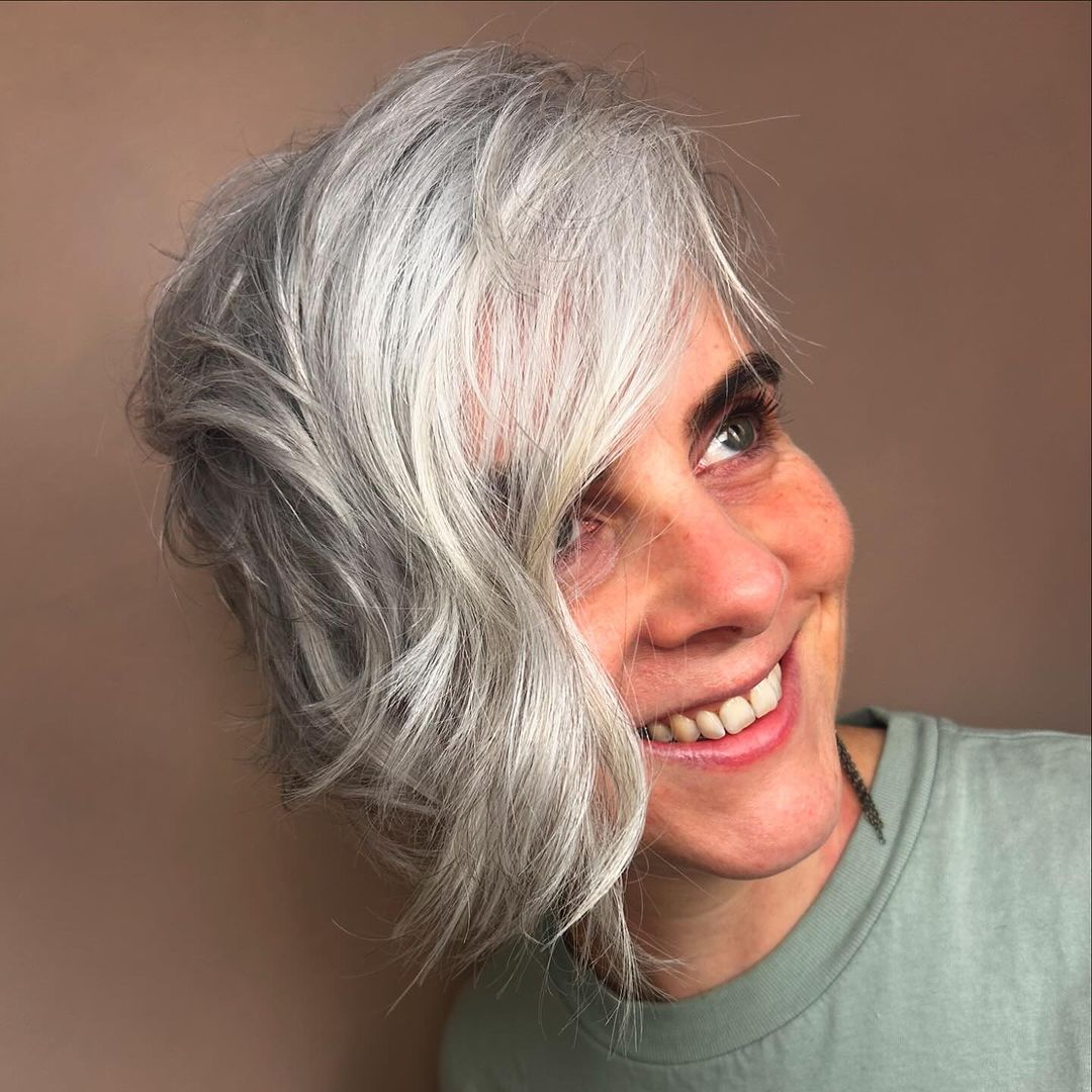 asymmetrical grey haircut