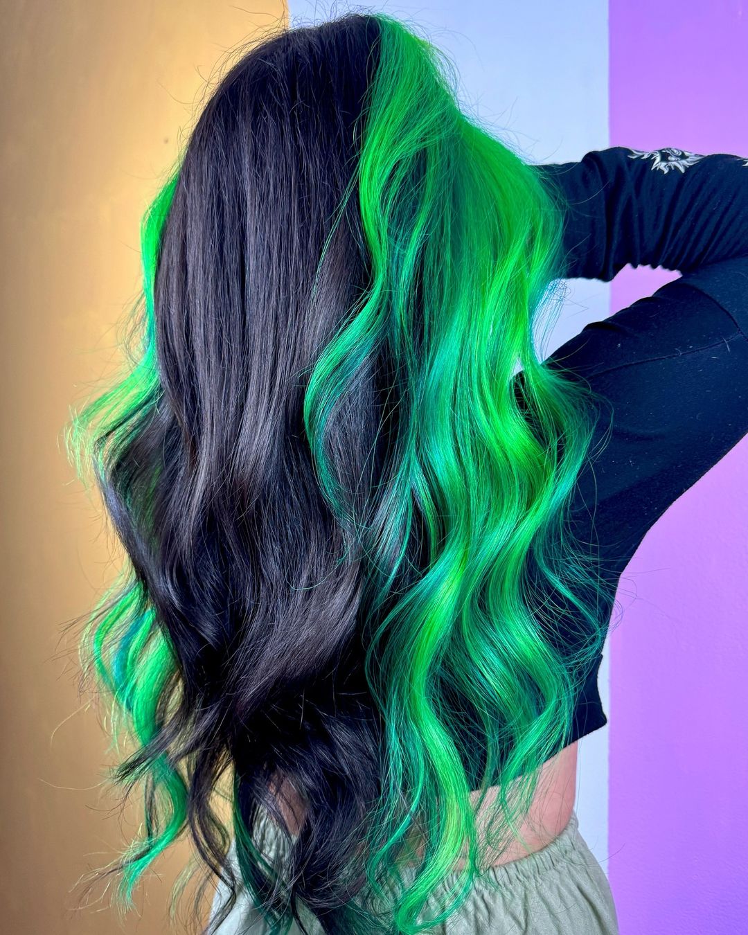 black green two toned long wavy hair