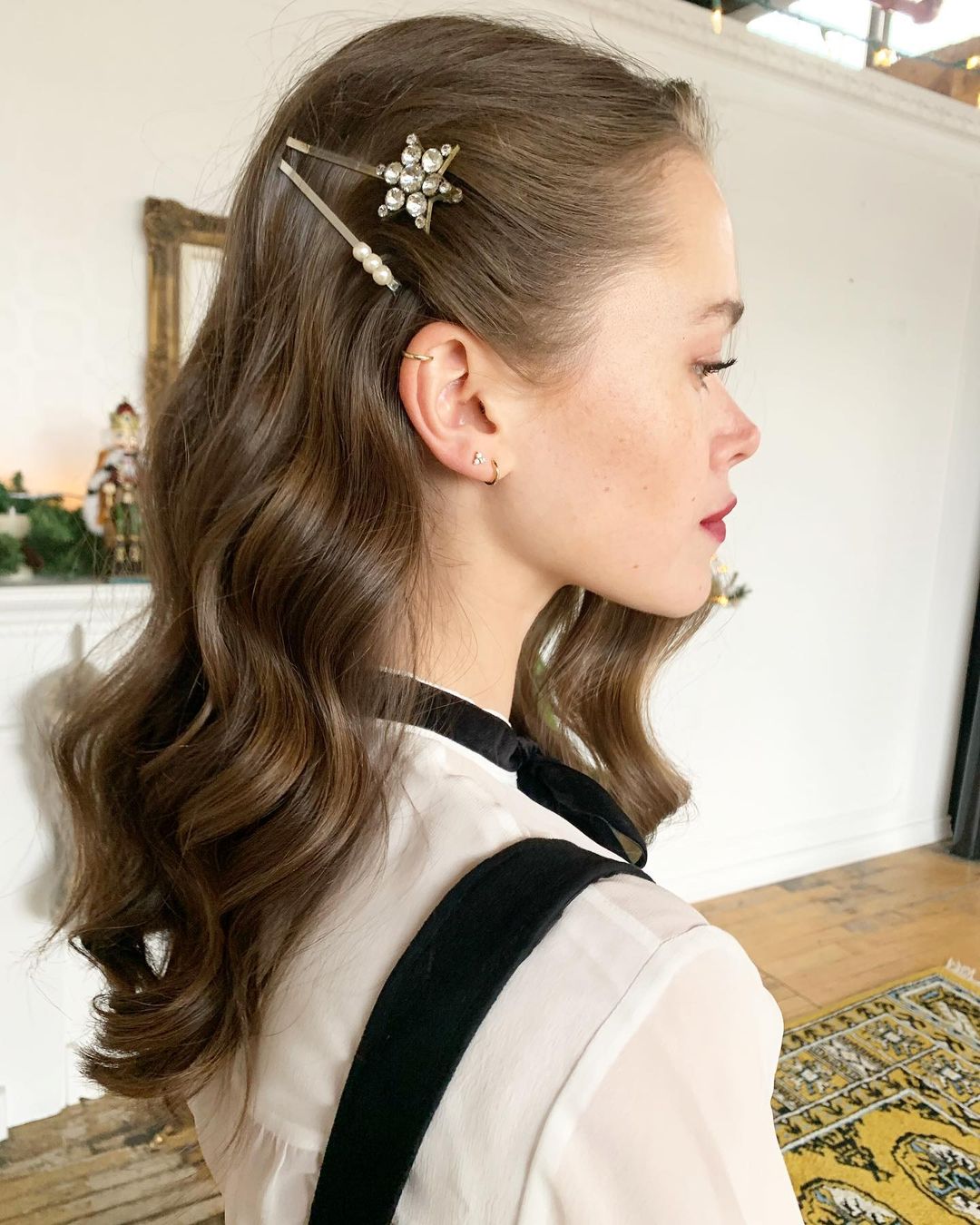 cute school hairstyle with bobby pins details