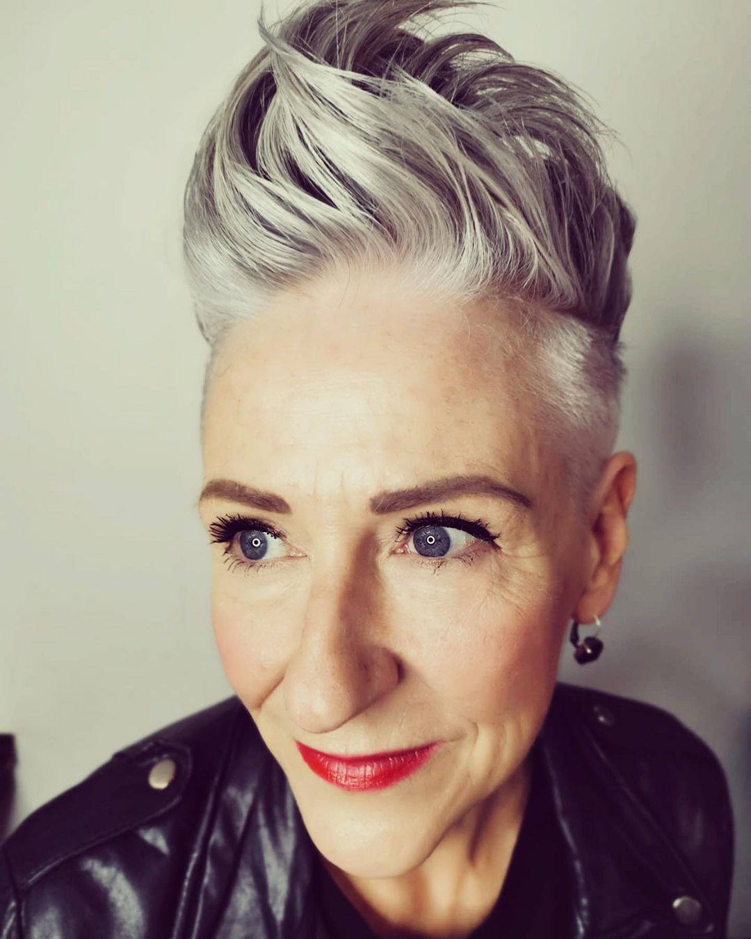 coupe pixie gris edgy