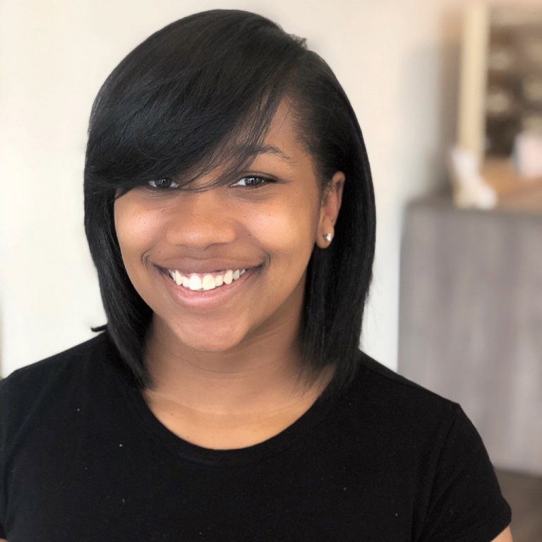20 Stunning Hairstyles With Feathered Bangs Trending In 2024