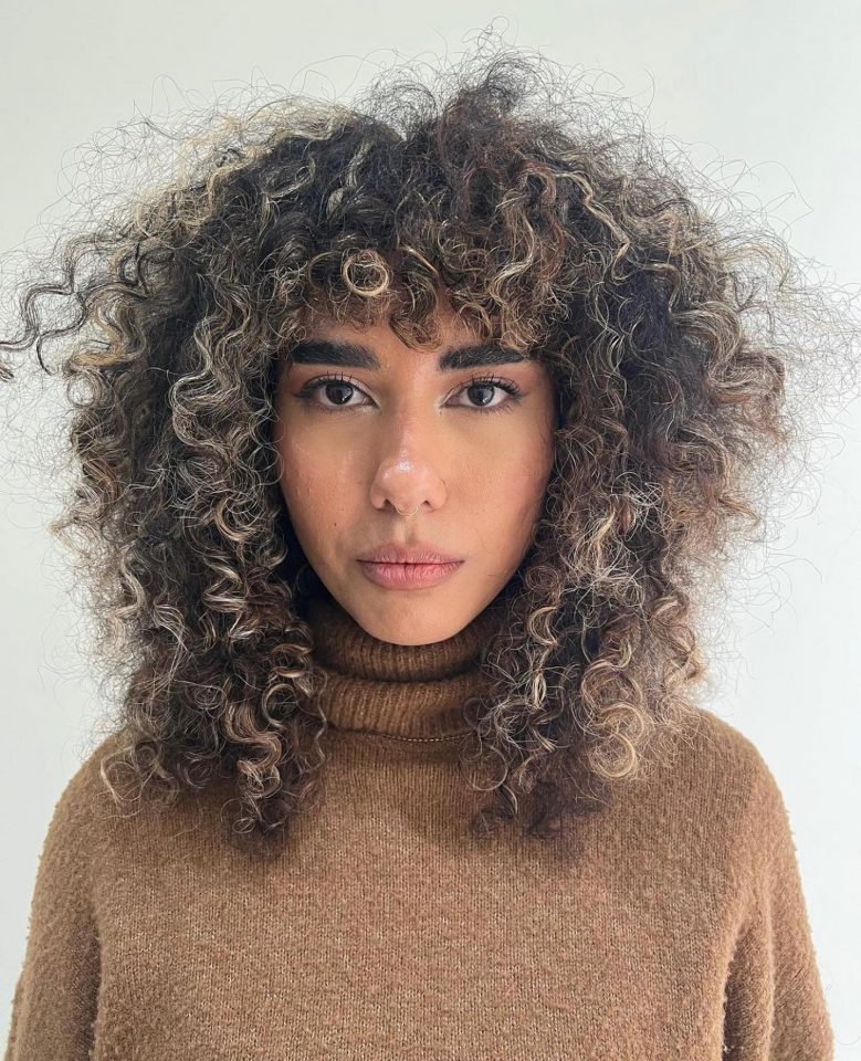 Mushroom Brown Hair Is The Minimalist Trend Of The Season