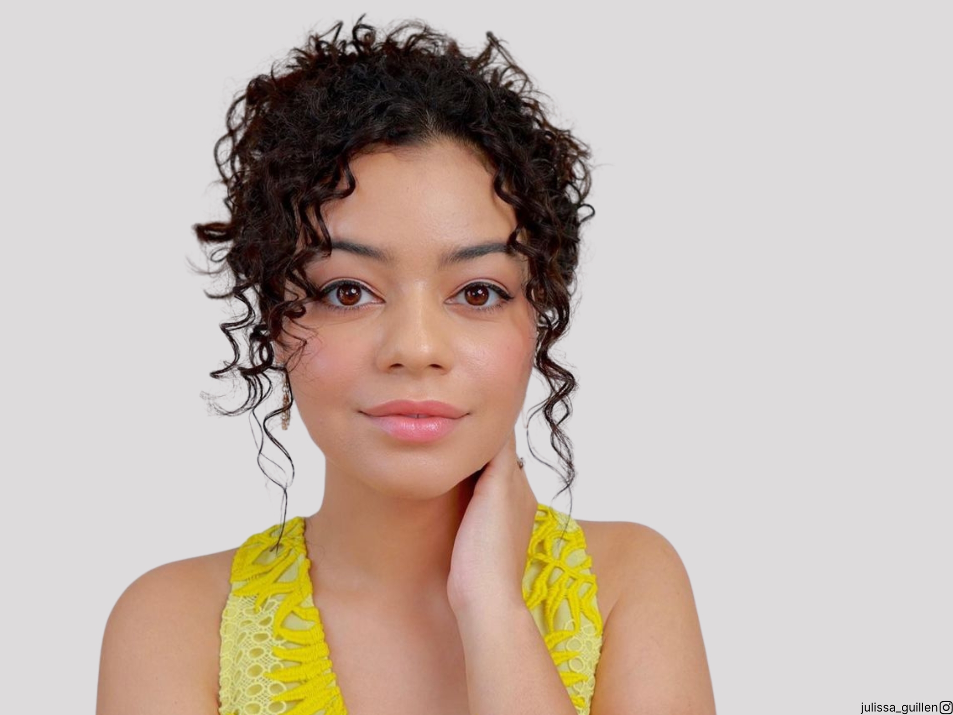 19 Fancy Curly Hairstyles For A Glamorous Look