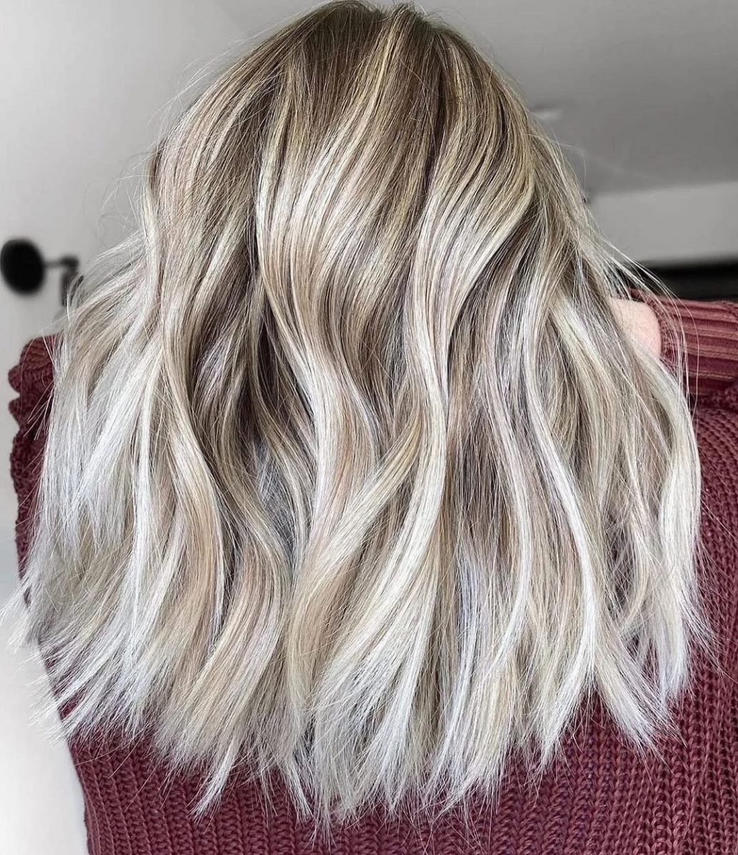 Dark Roots Blonde Hair Is The Trendiest Low-Maintenance Style For 2024