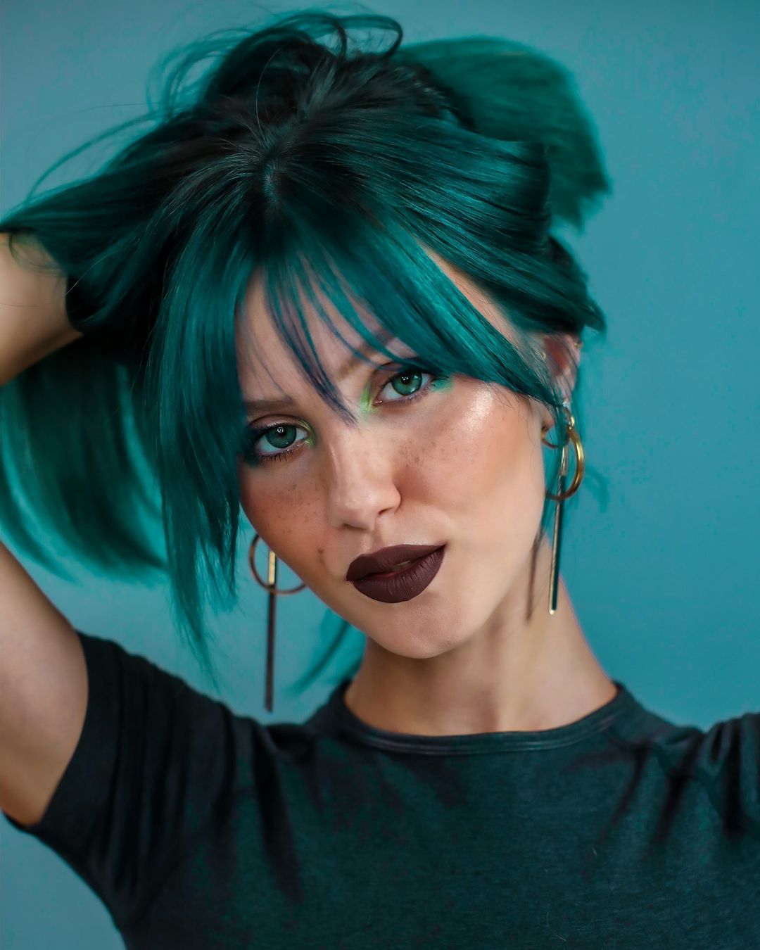 cheveux vert émeraude