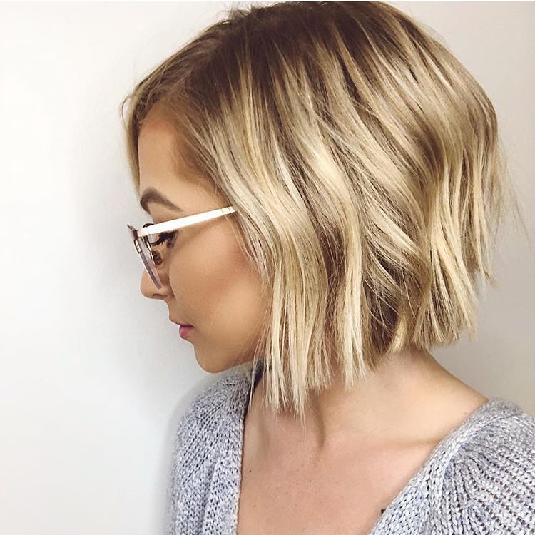 golden blonde bob blunt cut