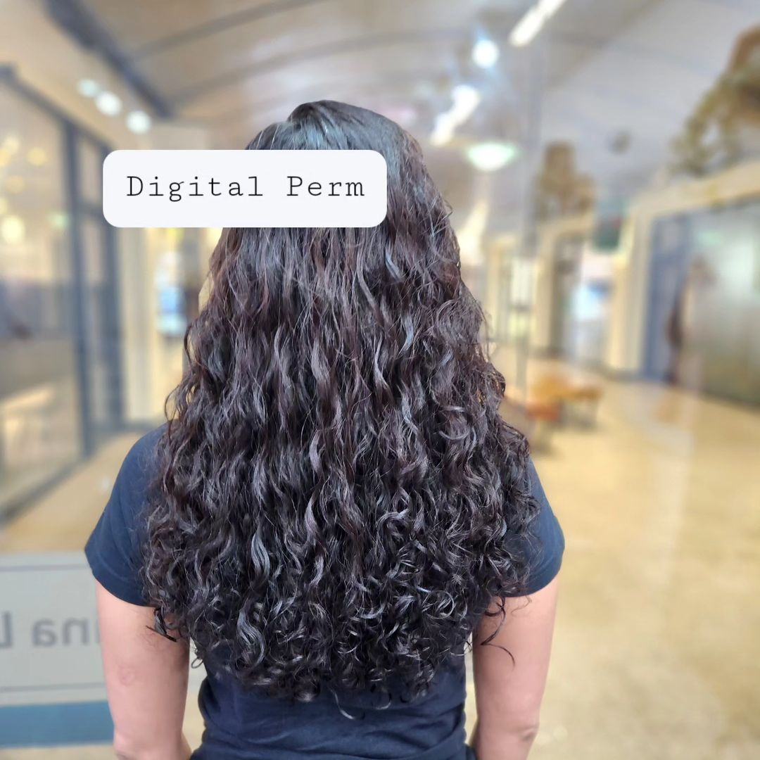 digital perm long curly hairstyle