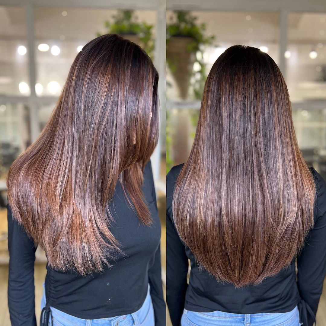 corte de cabelo castanho dourado balayage em forma de U