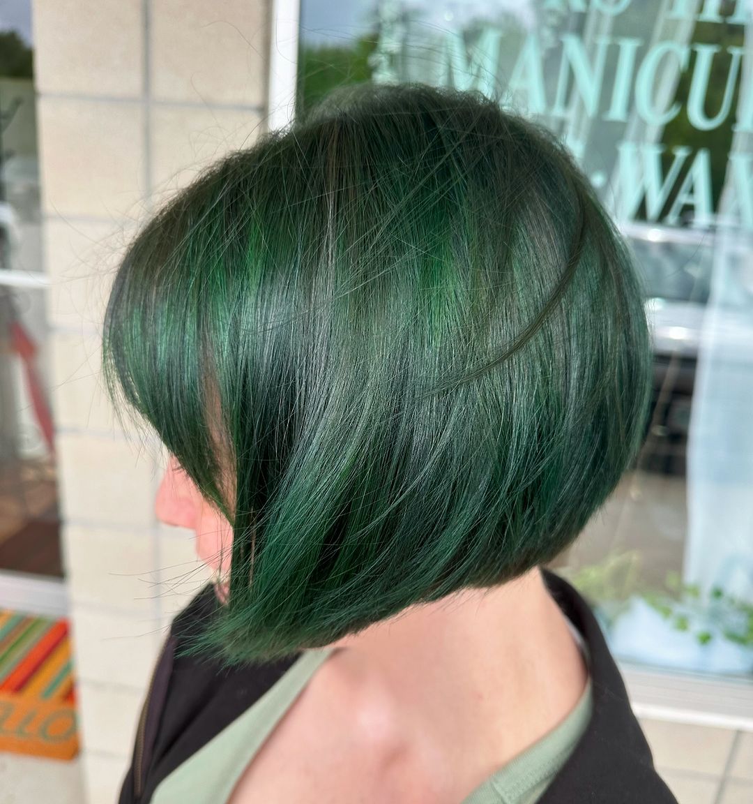 green bob hairstyle