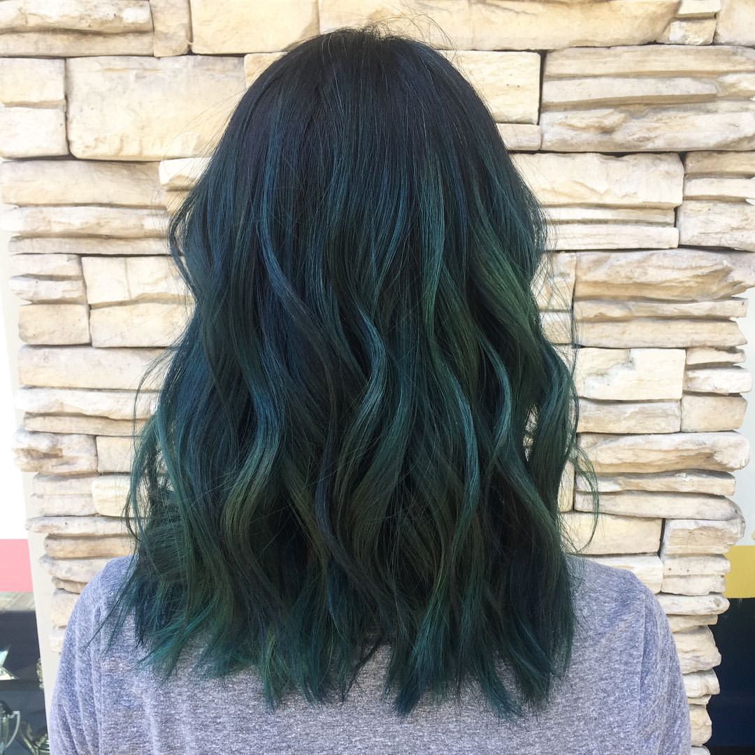 rich foresty green hair color