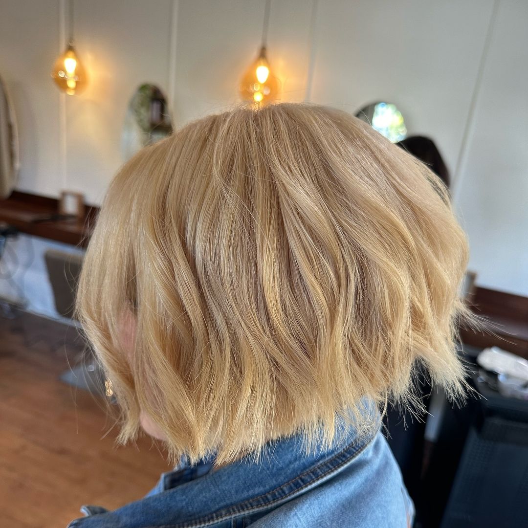 strawberry blonde cropped bob