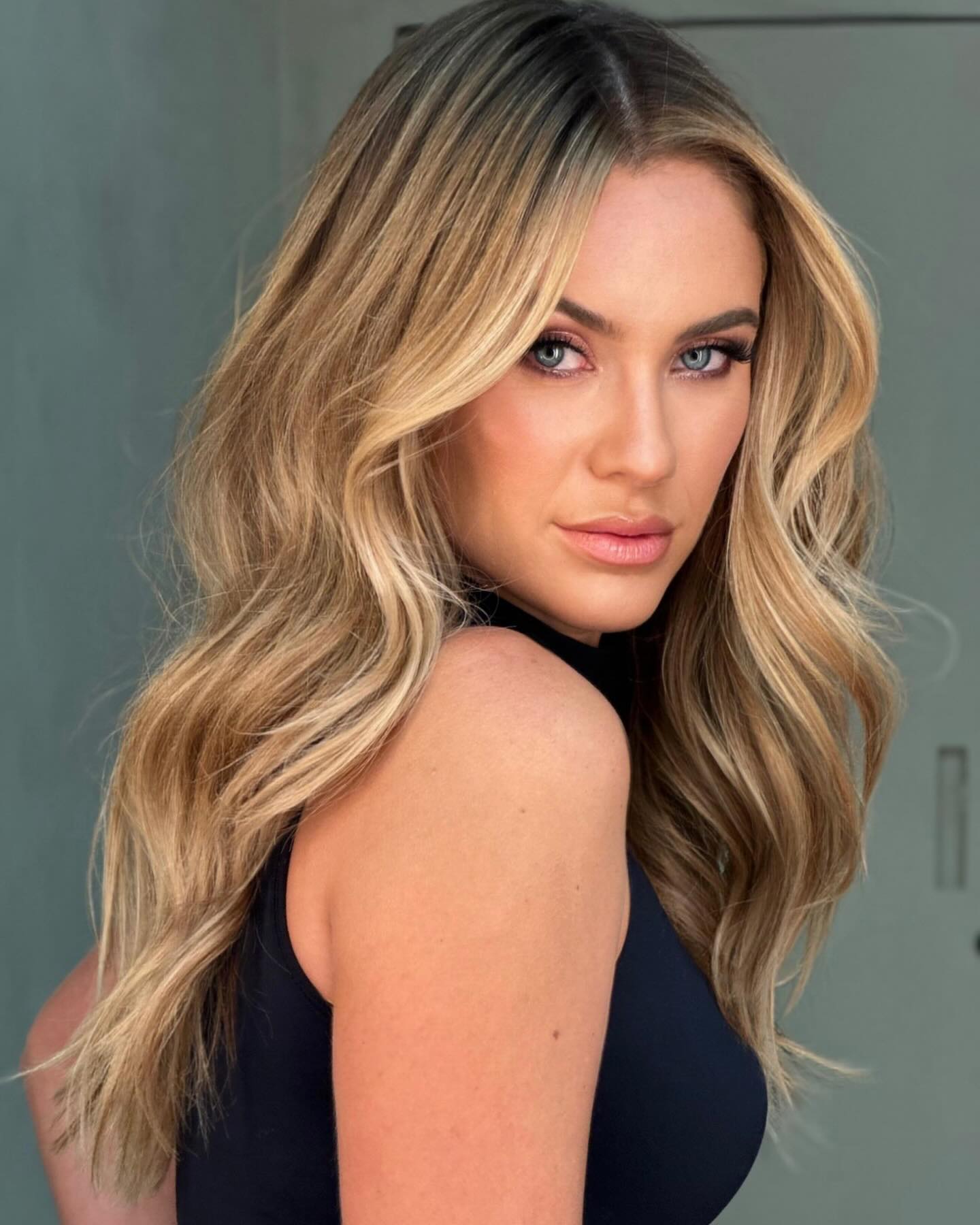 dimensional sandy blonde hair