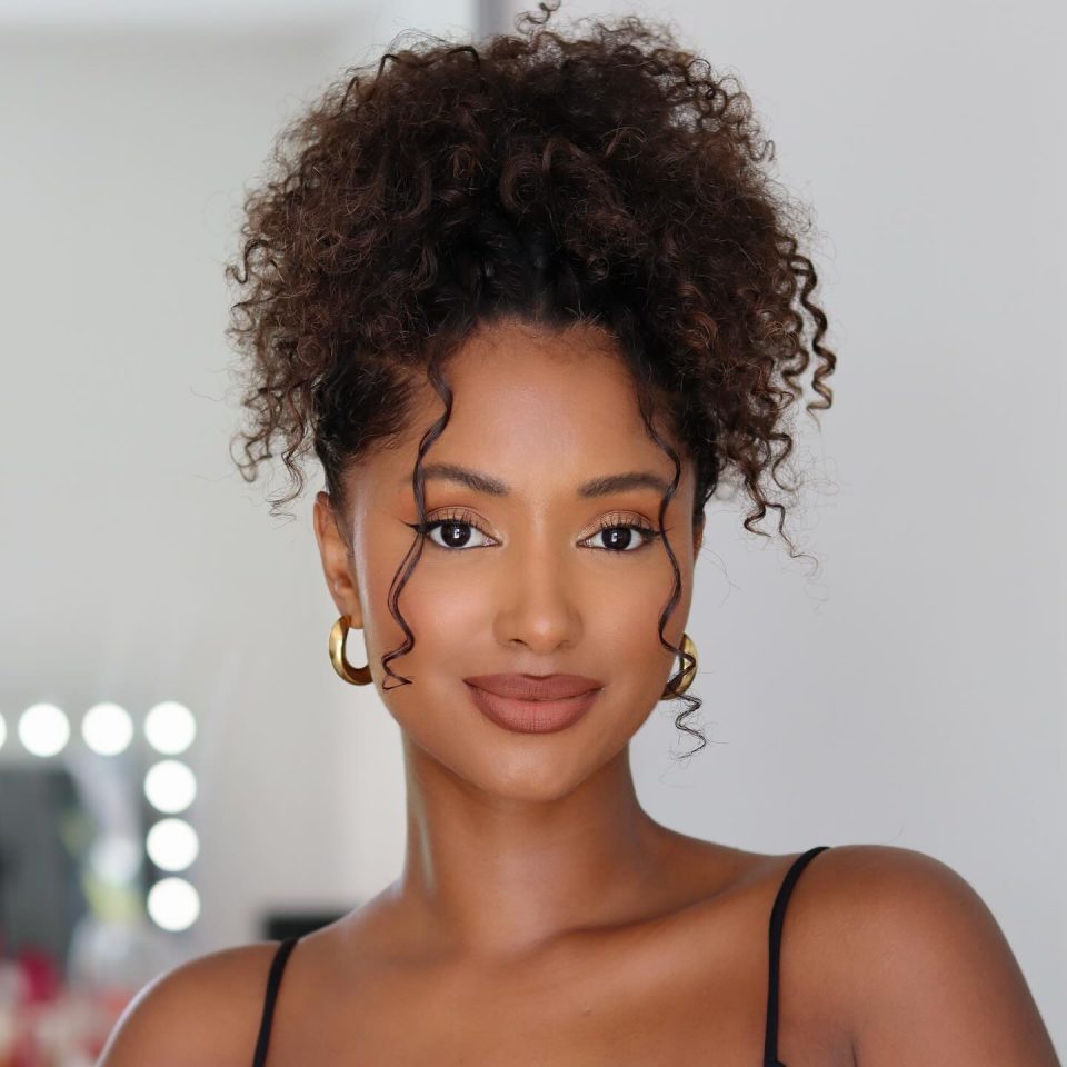 18 Cute And Functional Tennis Hairstyles For Serving Looks On The Court 18-cute-and-functional-tennis-hairstyles-for-serving-looks-on-the-court