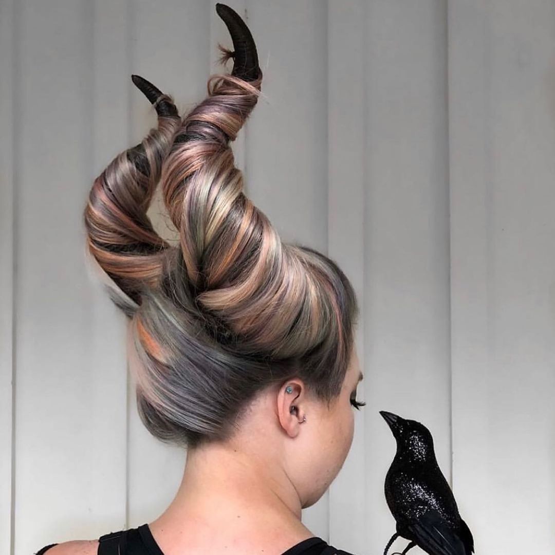 Halloween updo with horns 1