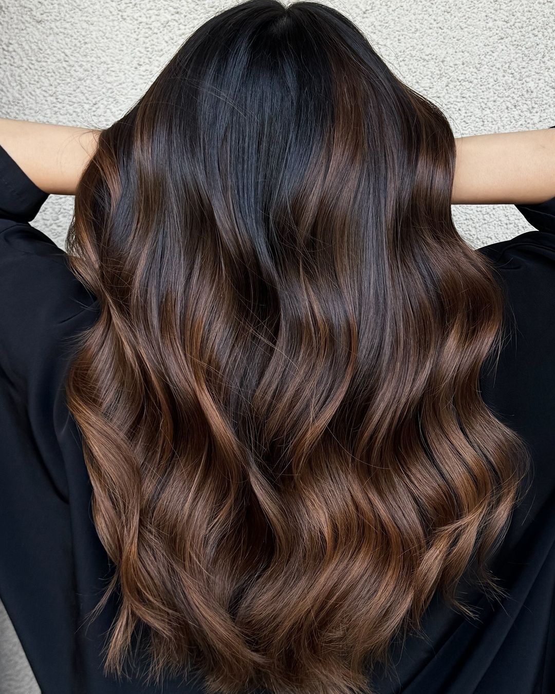 caramel cinnamon balayage on dark hair