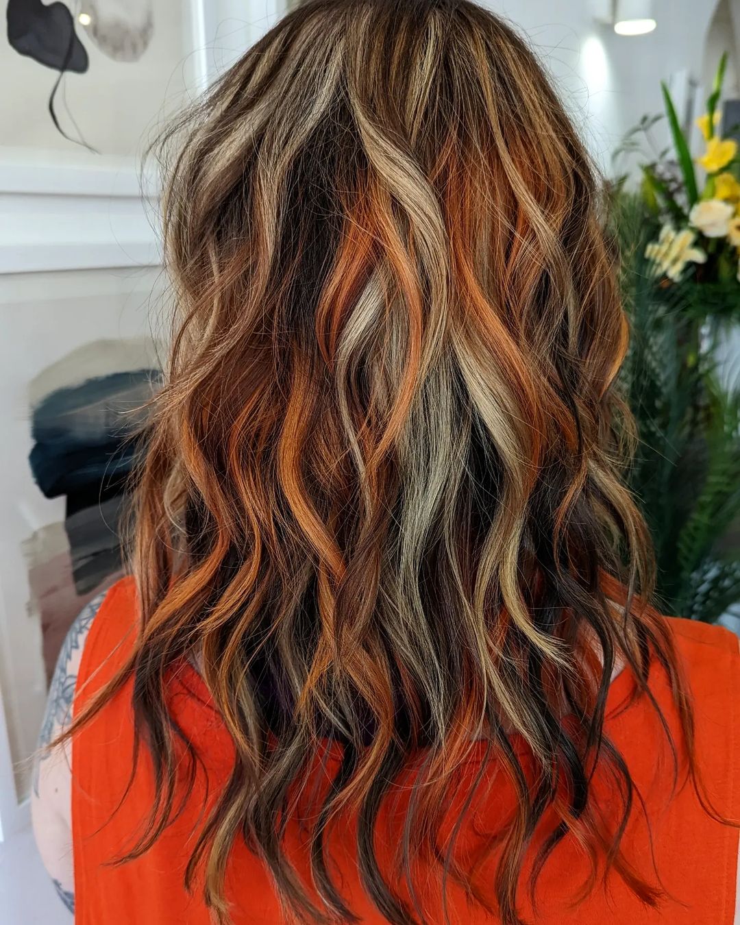 dark calico hair with highlights