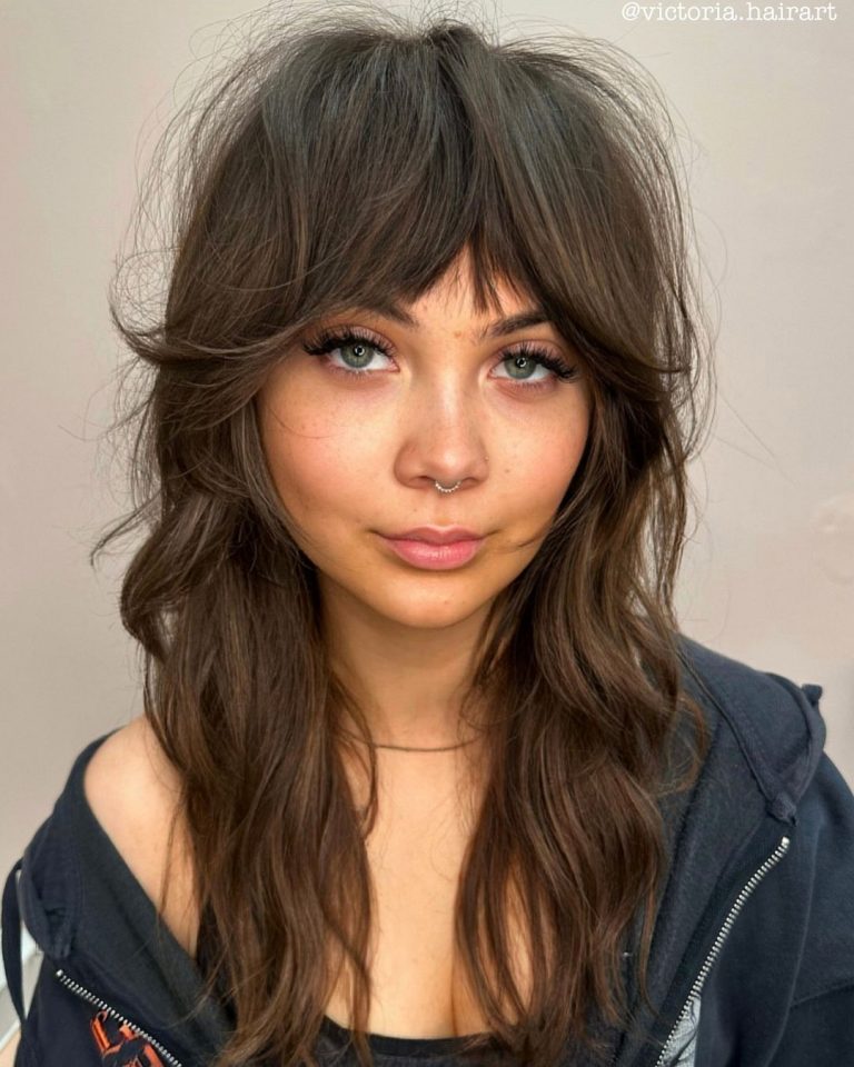 The Effortlessly Cool '70s Long Shag Haircut Is Making A Comeback In 2025